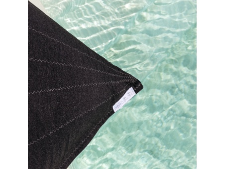 Randa XL: der wetterfeste Outdoor Sitzsack mit radialem Design