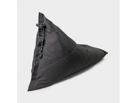 Randa XL: der wetterfeste Outdoor Sitzsack mit radialem Design