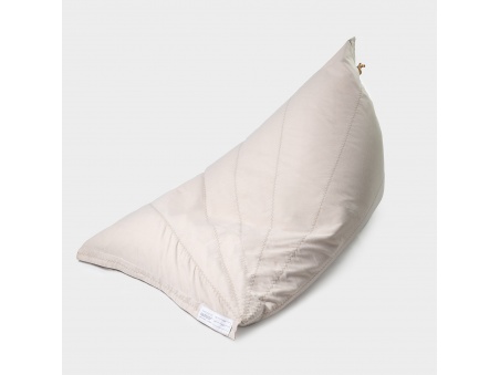 Randa XL: der wetterfeste Outdoor Sitzsack mit radialem Design