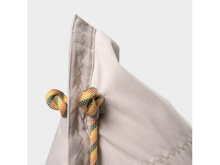 Randa XL: der wetterfeste Outdoor Sitzsack mit radialem Design