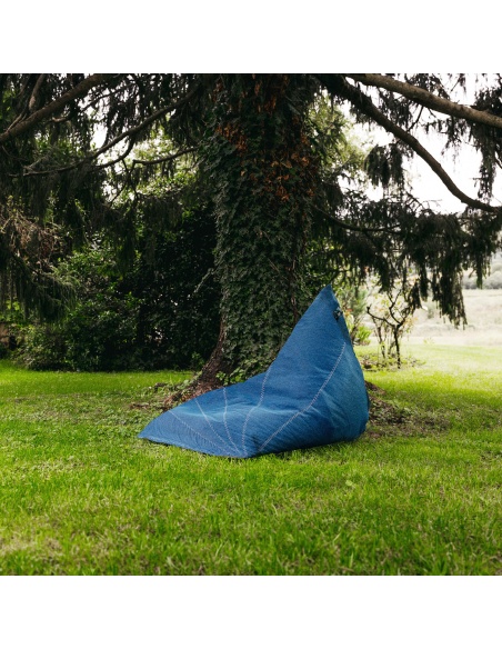 Randa, der einzige Sitzsack mit radialem Design für Innen- und Außenbereiche