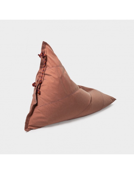 Randa, der einzige Sitzsack mit radialem Design für Innen- und Außenbereiche