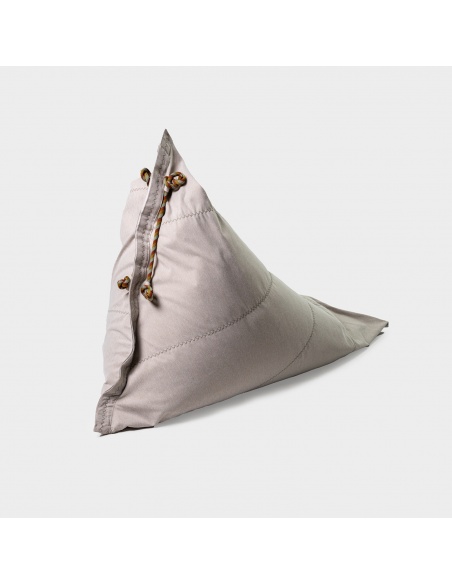 Randa, der einzige Sitzsack mit radialem Design für Innen- und Außenbereiche