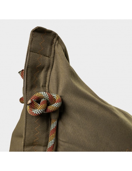 Randa, der einzige Sitzsack mit radialem Design für Innen- und Außenbereiche