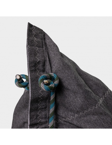 Randa, der einzige Sitzsack mit radialem Design für Innen- und Außenbereiche