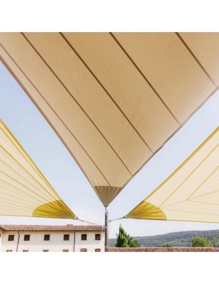 Solaria +Plus Stock – Generalüberholtes Segel wie neu