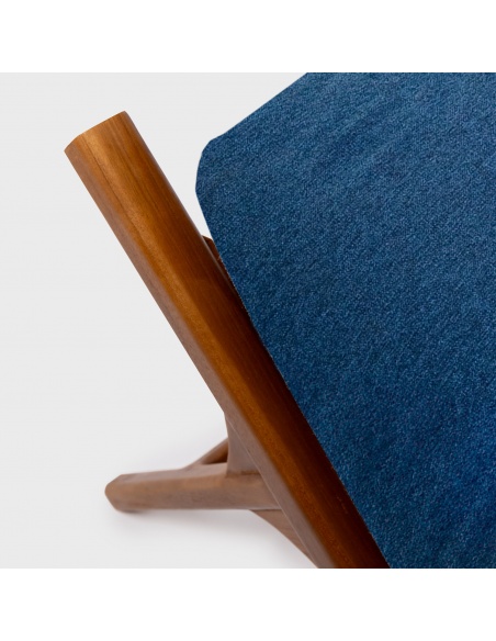 Tuga: Liegestuhl aus Teak mit einzigartigem nautischenDesign