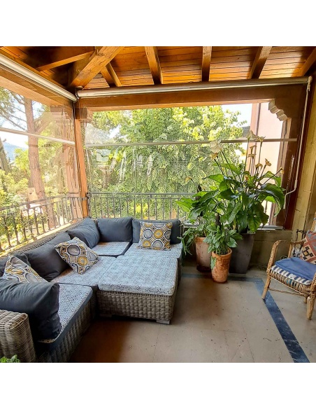 Easy Clear - Transparente Senkrechtmarkise Wetterschutzrollo