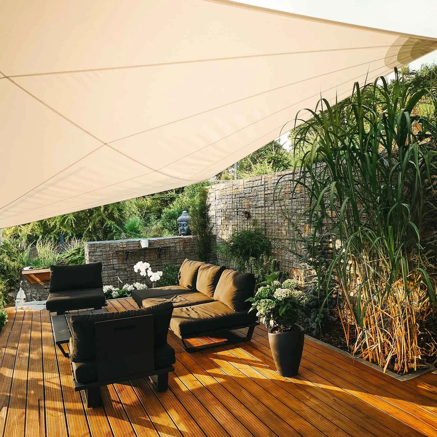 Solaria - unser bestes wasserdichtes Sonnensegel mit Radialschnitt 2