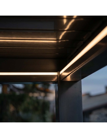 Lyra T6: Bioklimatische Pergola mit 6 einzigartigen Technologien