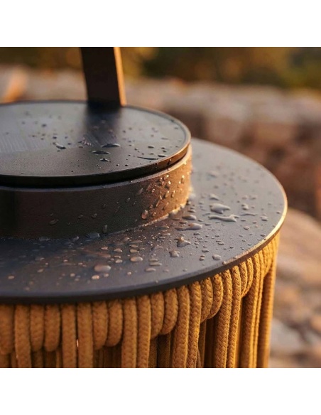 Marinea: Außenleuchte aus geflochtenem Seil