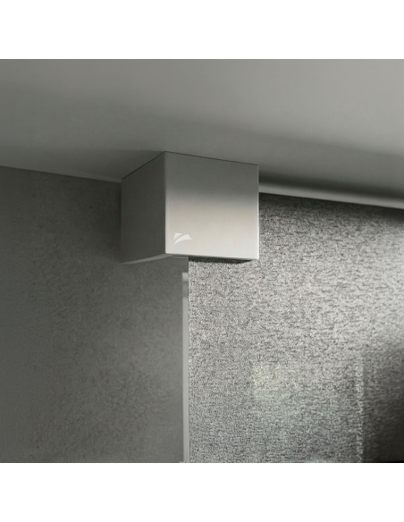 Recta: Rollo mit geometrischer Designplatte