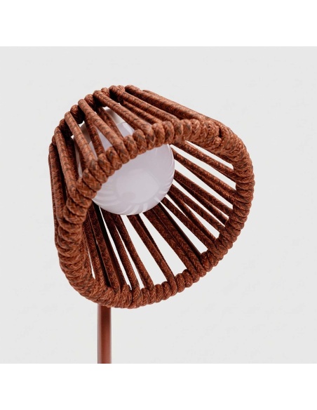 Mini Ropelle: Wiederaufladbare Tischlampe aus Olefinseil