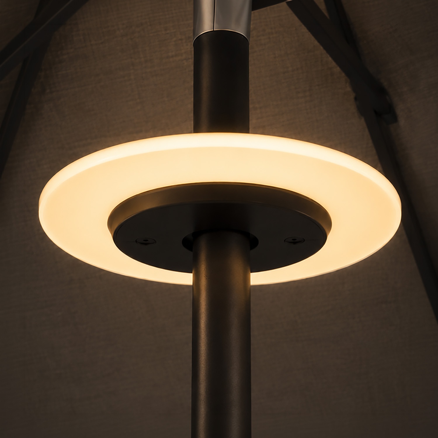 Magnetische LED-Leuchte für Sonnenschirm - Kompatibel mit Klika und Lybra 2