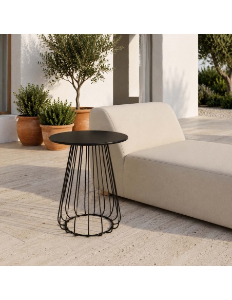 Plaka: Outdoor-Bistrotisch im Design aus Eisenrundstab