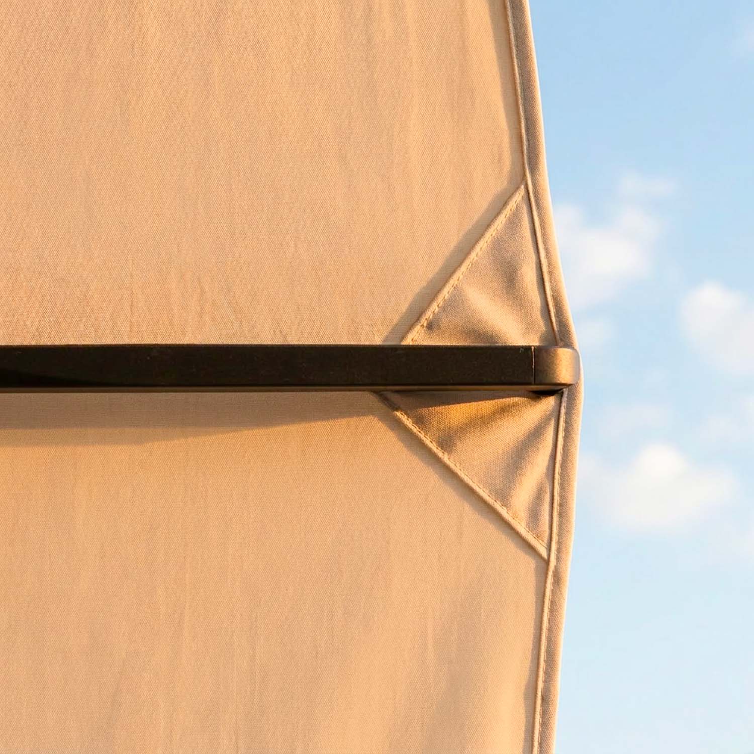 Acrishade: exklusives Acryl von Maanta