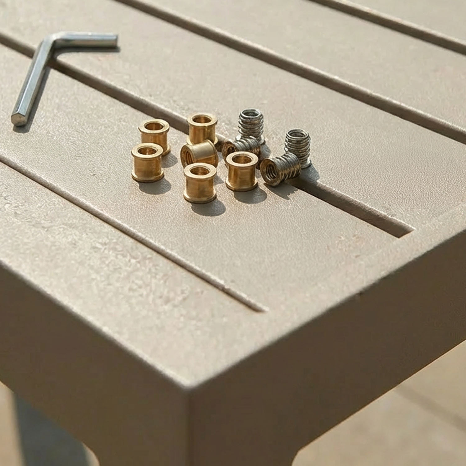 Buchsen und Einsätze: Metall auf Metall